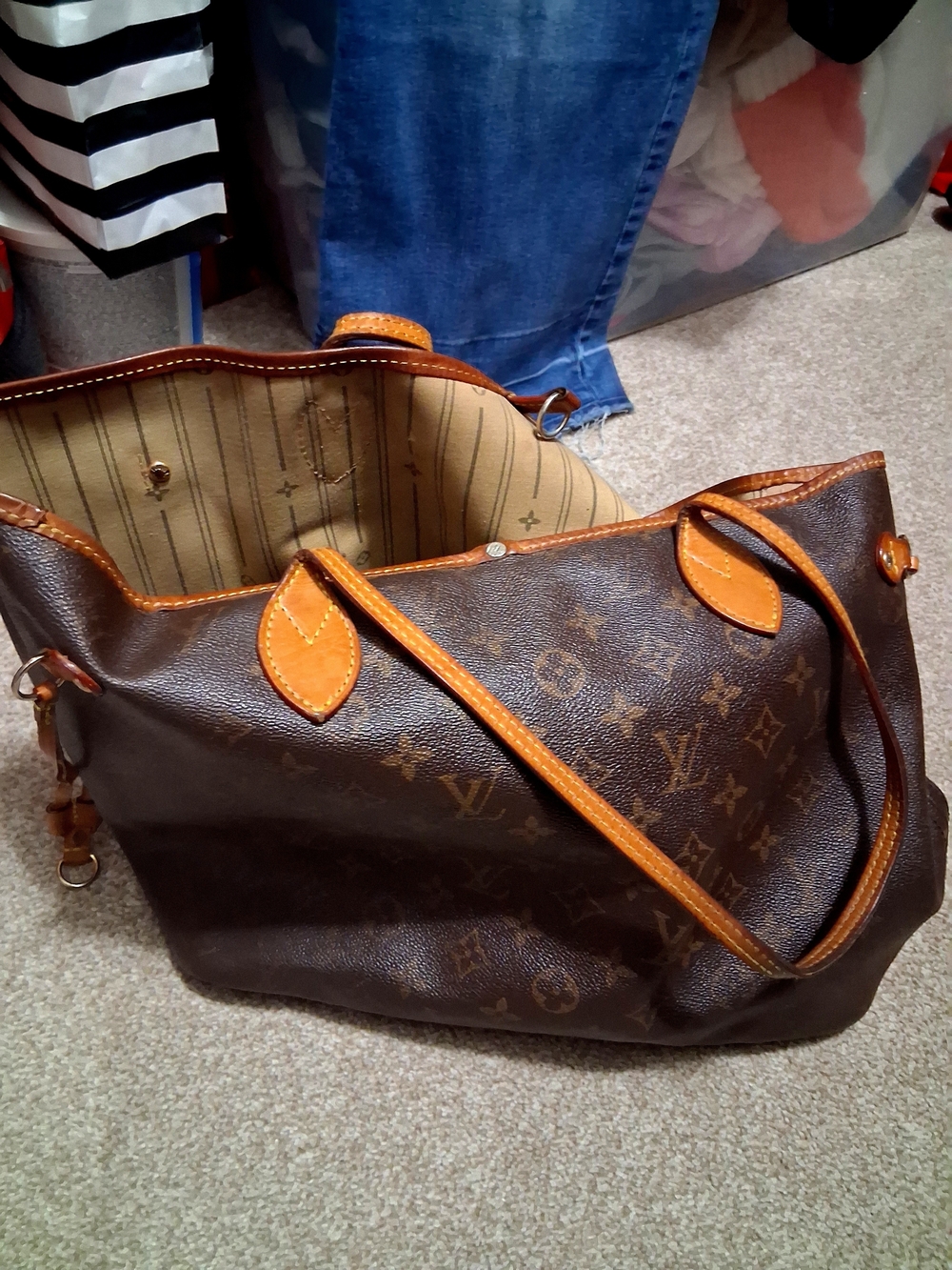 Louis Vuitton Monogram Brown Tote Bag - Picture 2 of 9